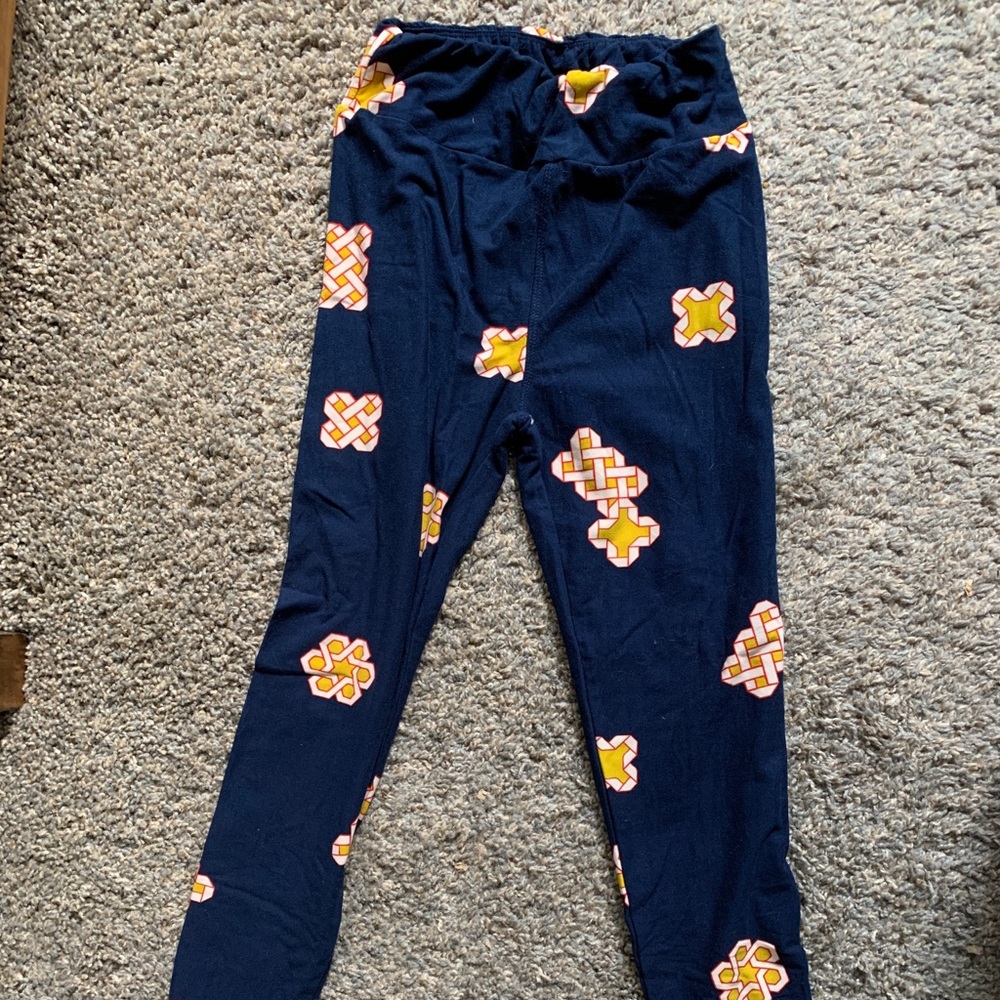 LulaRoe leggings. Never worn.